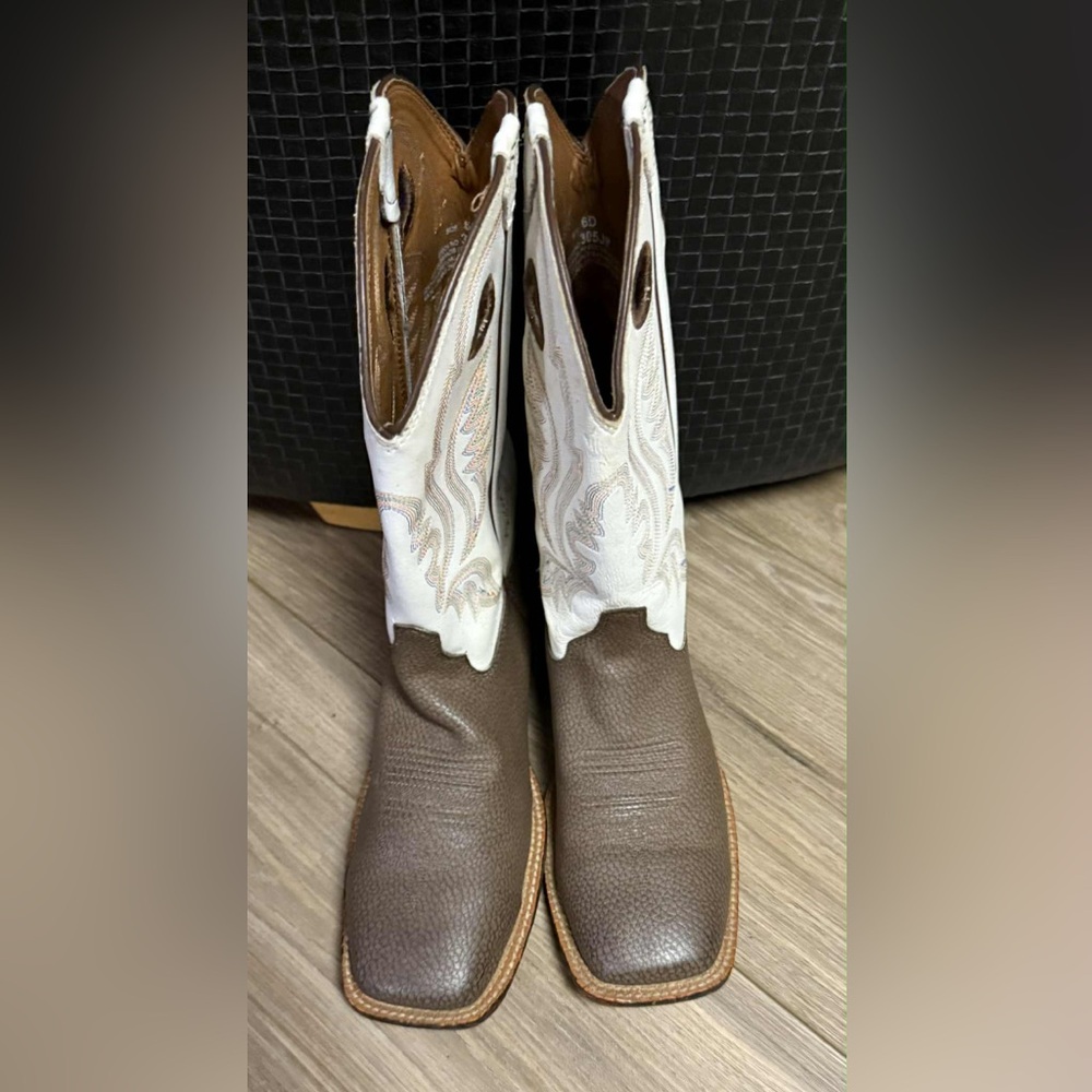 Justin Brown and White Western Boots
